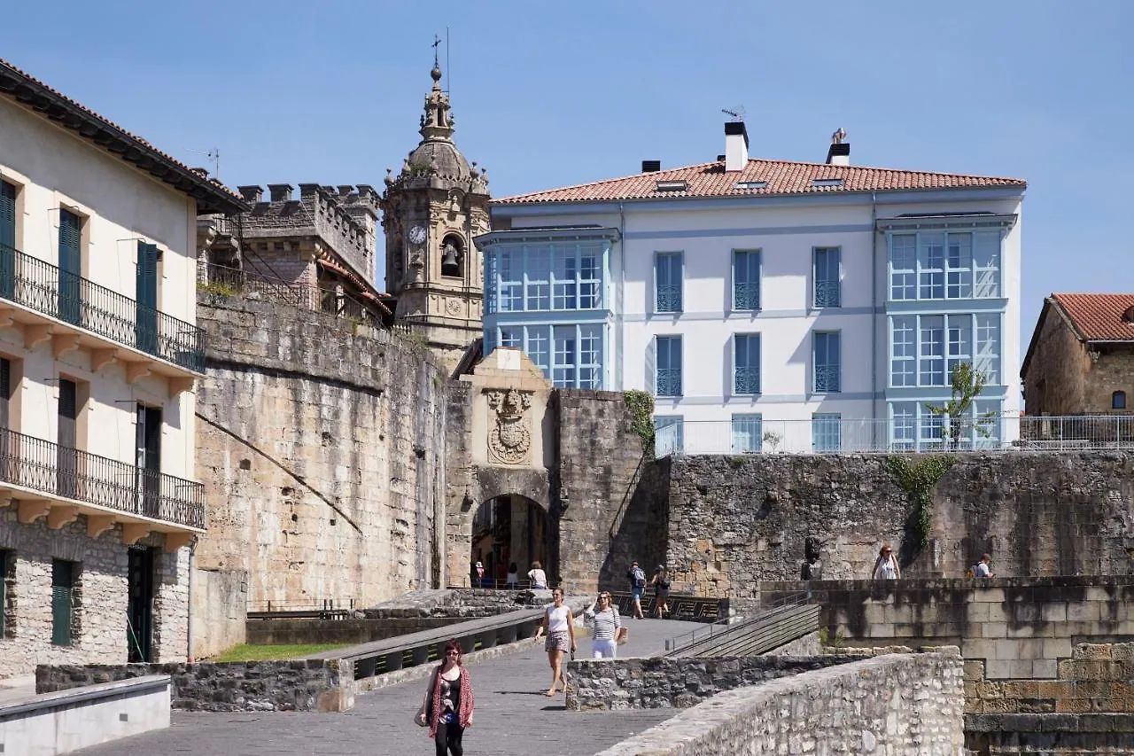 H Suite3B By Smiling Rentals Hondarribia Apartment