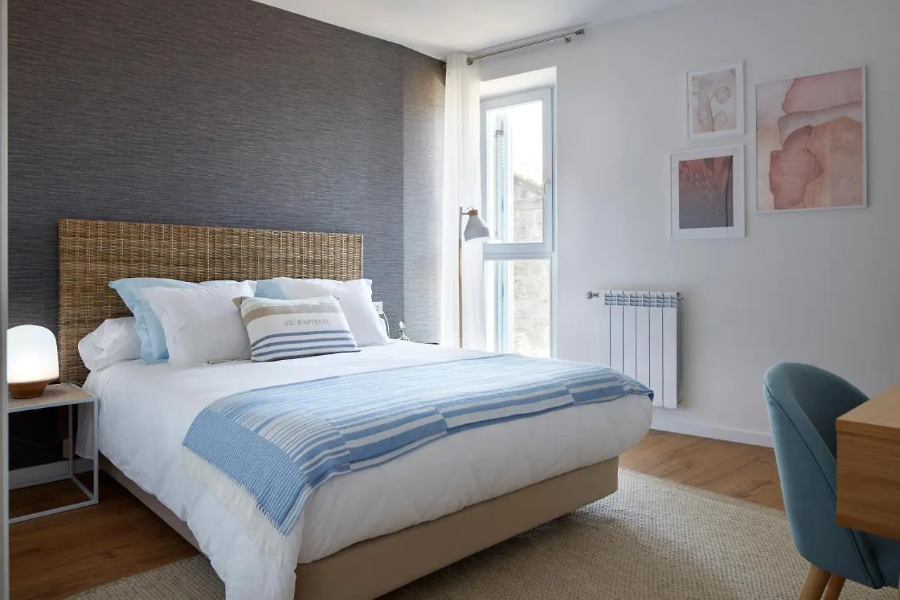 Hondarribia Suites 0*,