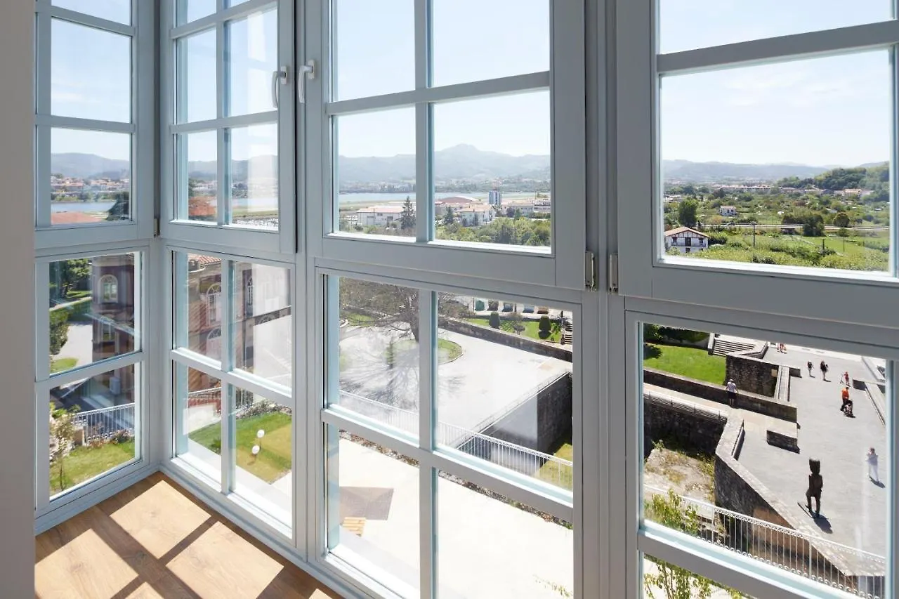 H Suite3B By Smiling Rentals Hondarribia Apartment